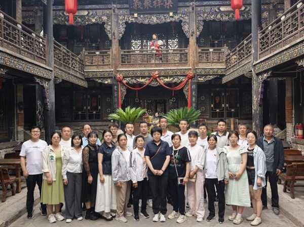 探访晋商文化，凝聚团队力量